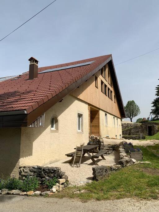 Ancienne Ferme Comtoise 4 Etoiles, 11 Personnes Lac St-Point/Mont D'Or Montperreux ภายนอก รูปภาพ